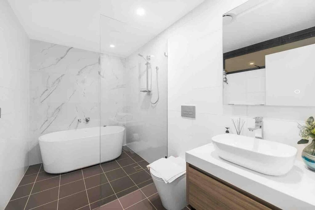 Luxury 3 Bedroom Apartment In Ryde Sidney Dış mekan fotoğraf